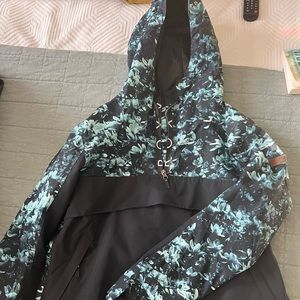 Roxy women’s snowboard/ski jacket